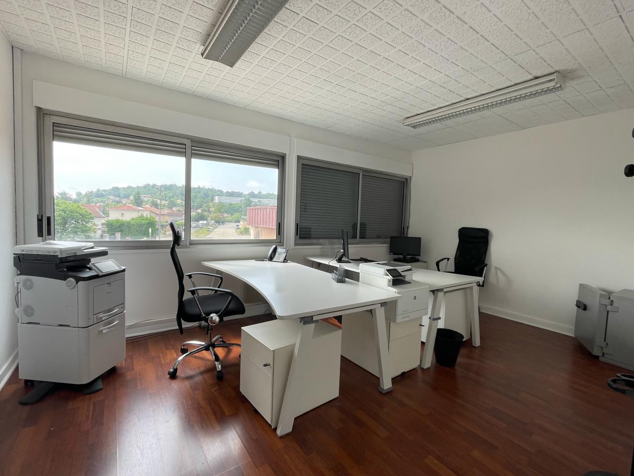 Local d'activité Saint-Genis-Laval 486m² Location local d'activité Saint-Genis-Laval Rhône OLACT2532798 3
